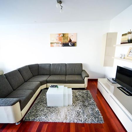 Apartment Mahagony Deluxe Zadar Exteriör bild
