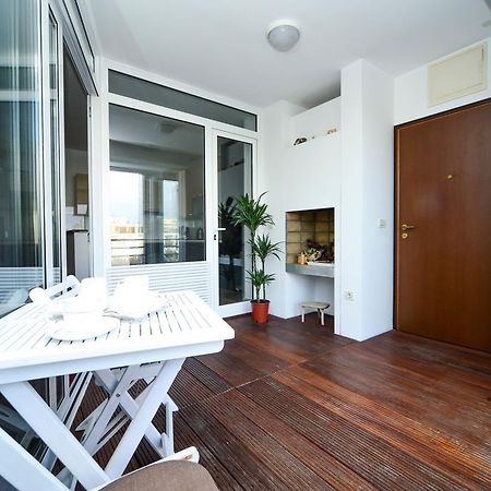 Apartment Mahagony Deluxe Zadar Exteriör bild