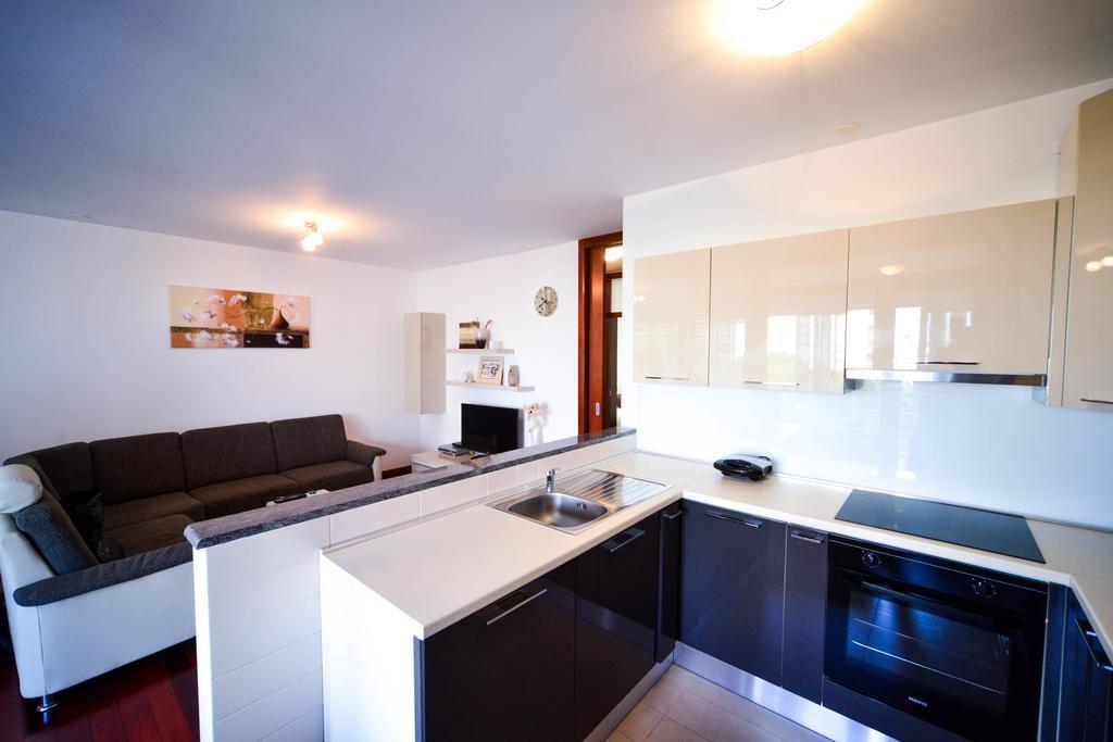 Apartment Mahagony Deluxe Zadar Rum bild