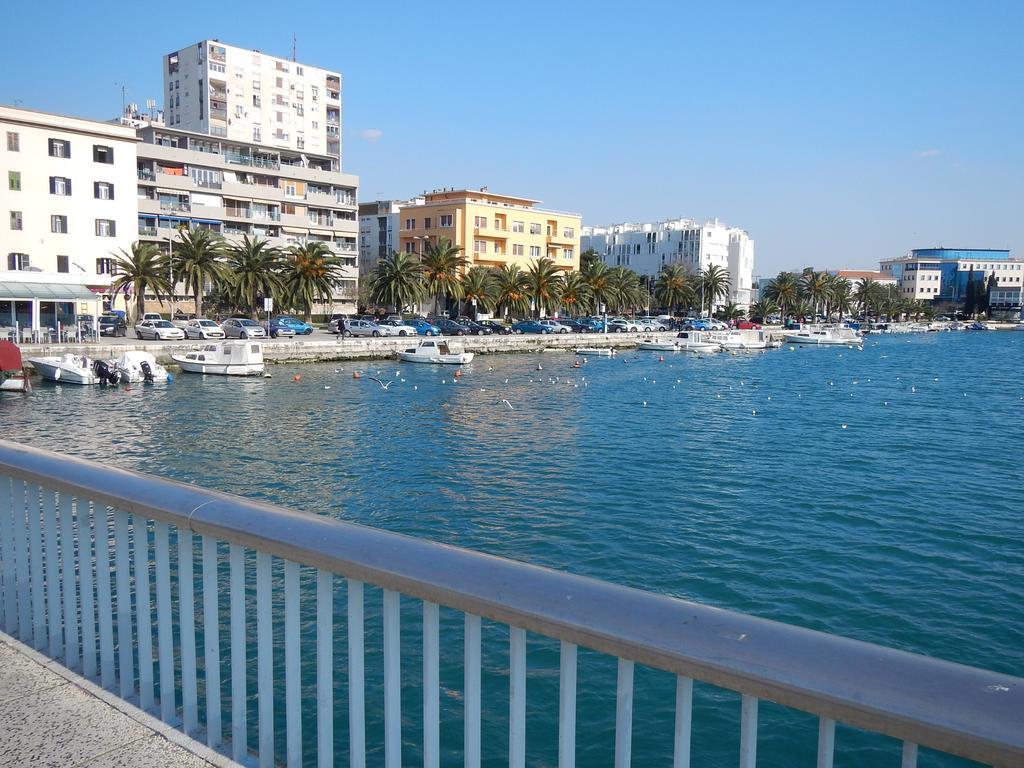 Apartment Mahagony Deluxe Zadar Rum bild
