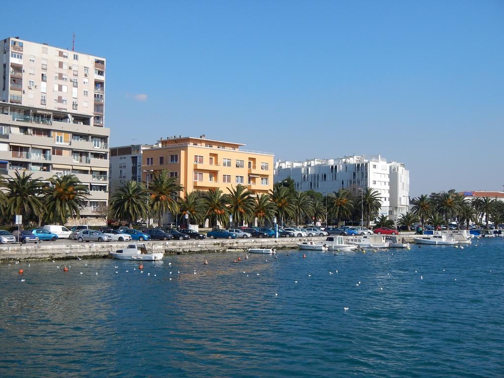 Apartment Mahagony Deluxe Zadar Rum bild